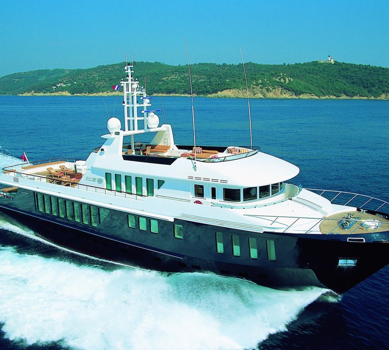 ice 5 yacht